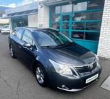 Toyota Avensis - Toyota Avensis aus 2011: Kombi