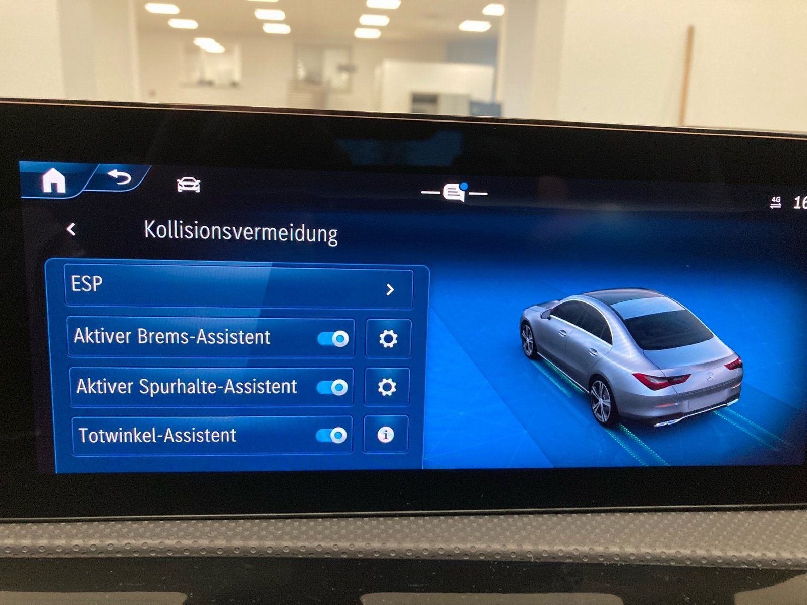 Fahrzeugabbildung Mercedes-Benz CLA 180 AMG*Premium-Plus*AHK*Pano*Standheizung*