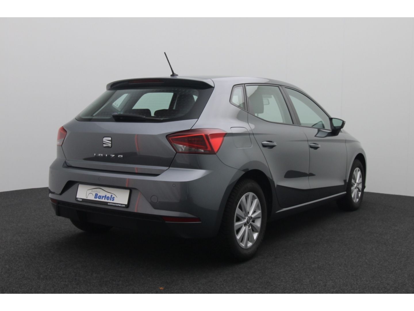 Fahrzeugabbildung SEAT Ibiza 1.0 Style Sitzheizung Einparkhilfe Notbrem