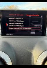 Audi S3 TFSI S tronic quattro Sportback - - Audi S3: Sportback Tronic