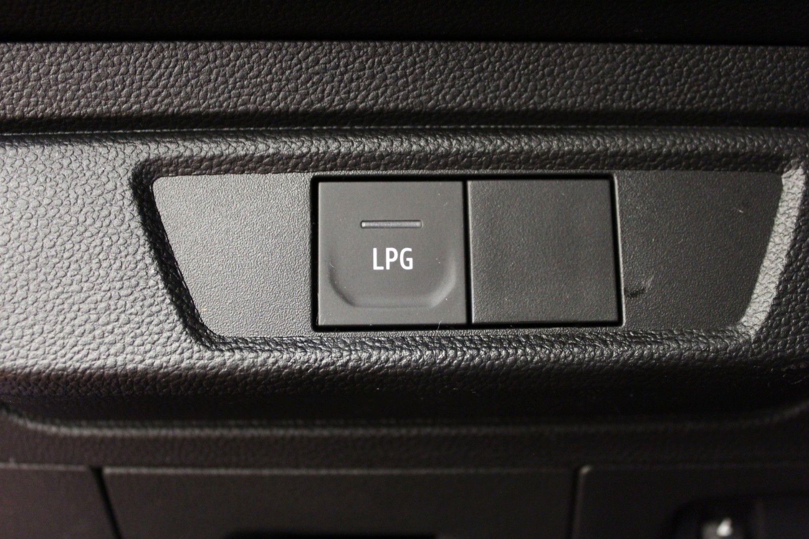 Fahrzeugabbildung Dacia Jogger Eco-G 100 Extreme+ 5-Sitzer *15238*