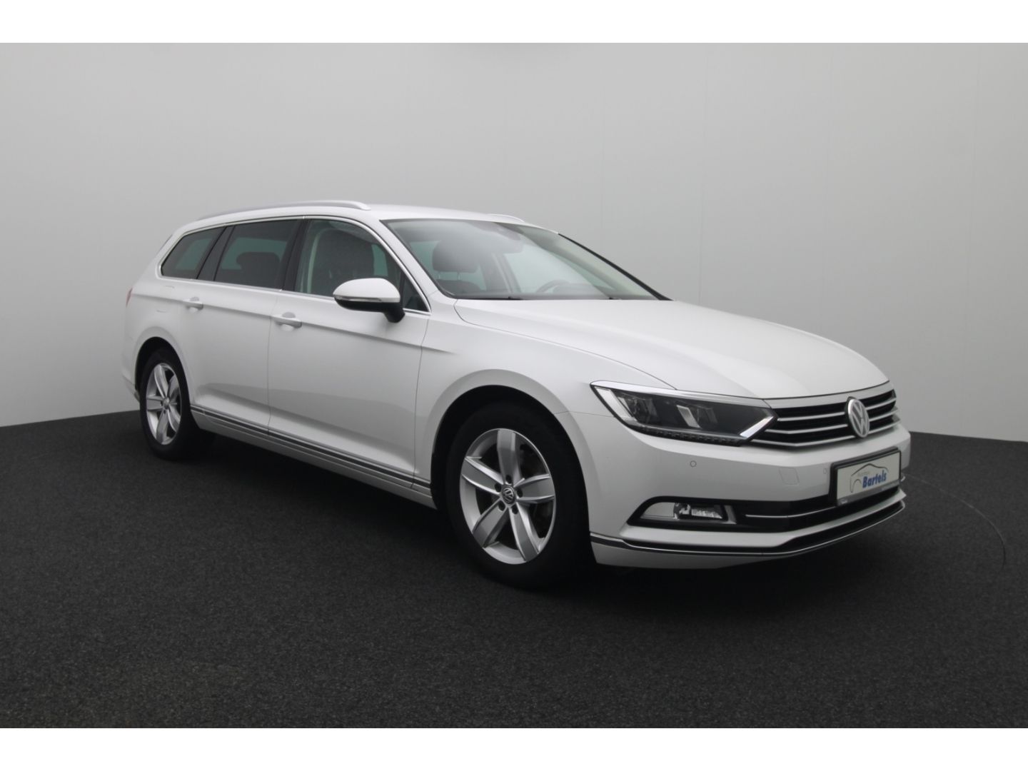 Fahrzeugabbildung Volkswagen Passat Variant 2.0 TDI Highline BMT Massage Kame