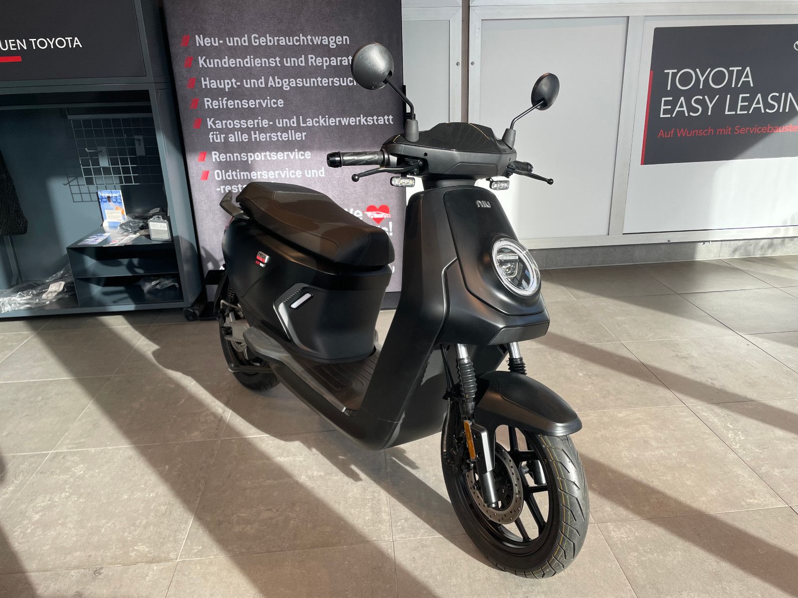 Fahrzeugabbildung NIU MQi GT Evo SR 100 km/h