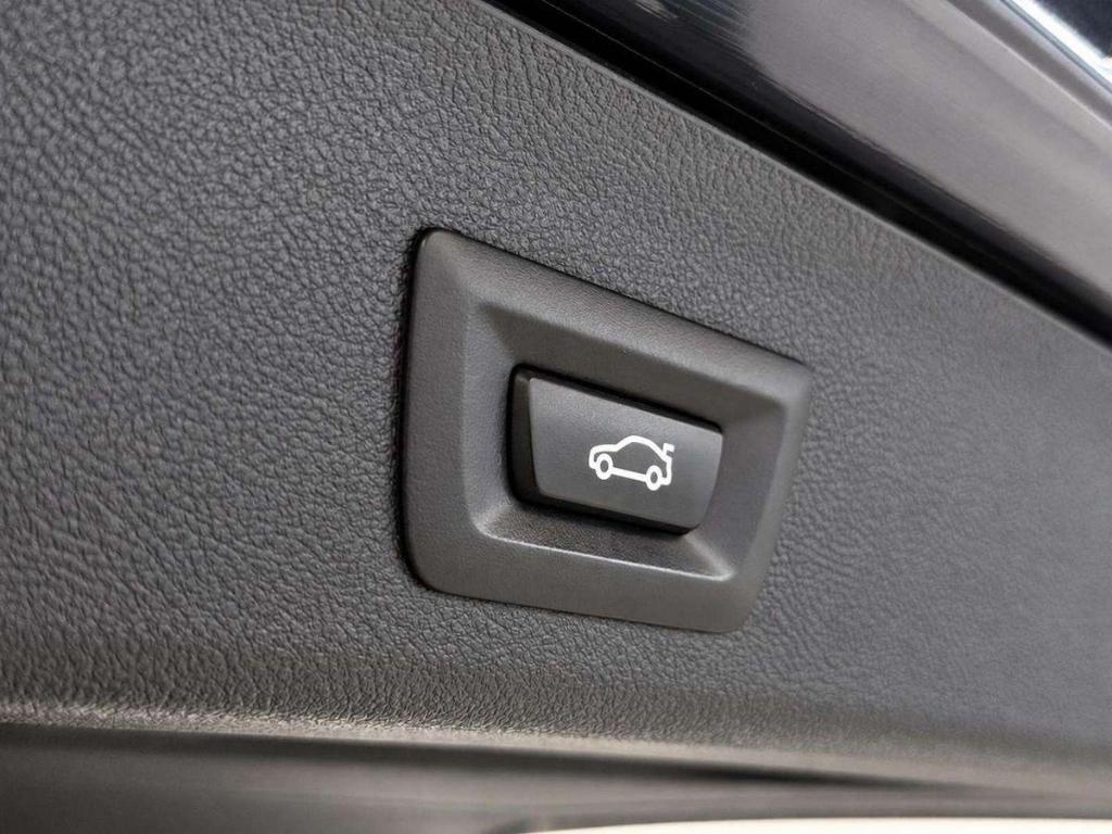 BMW 540 Luxury Line i xDrive Touring Komfortsitze HU