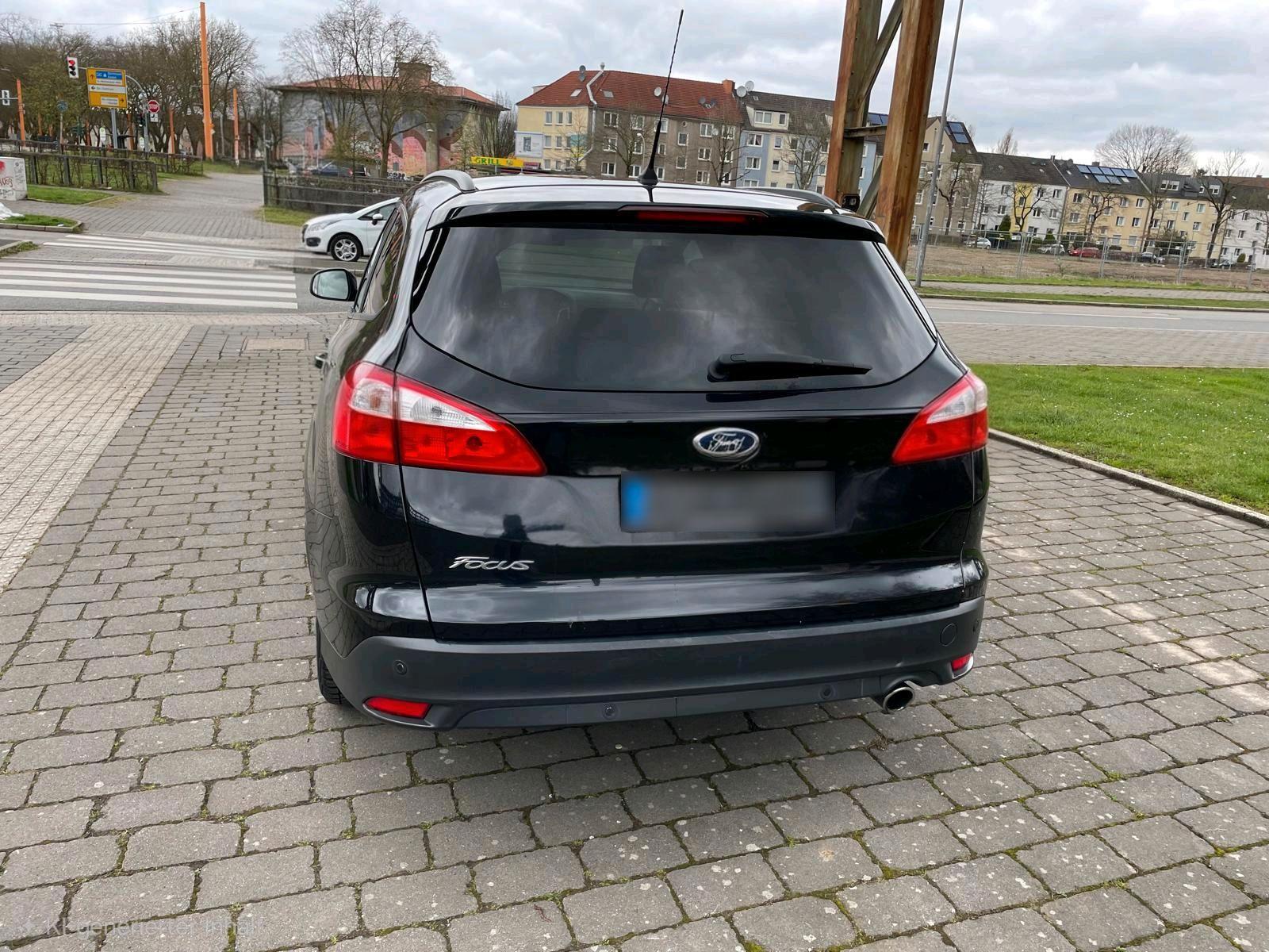 Ford Focus 2014 — салон