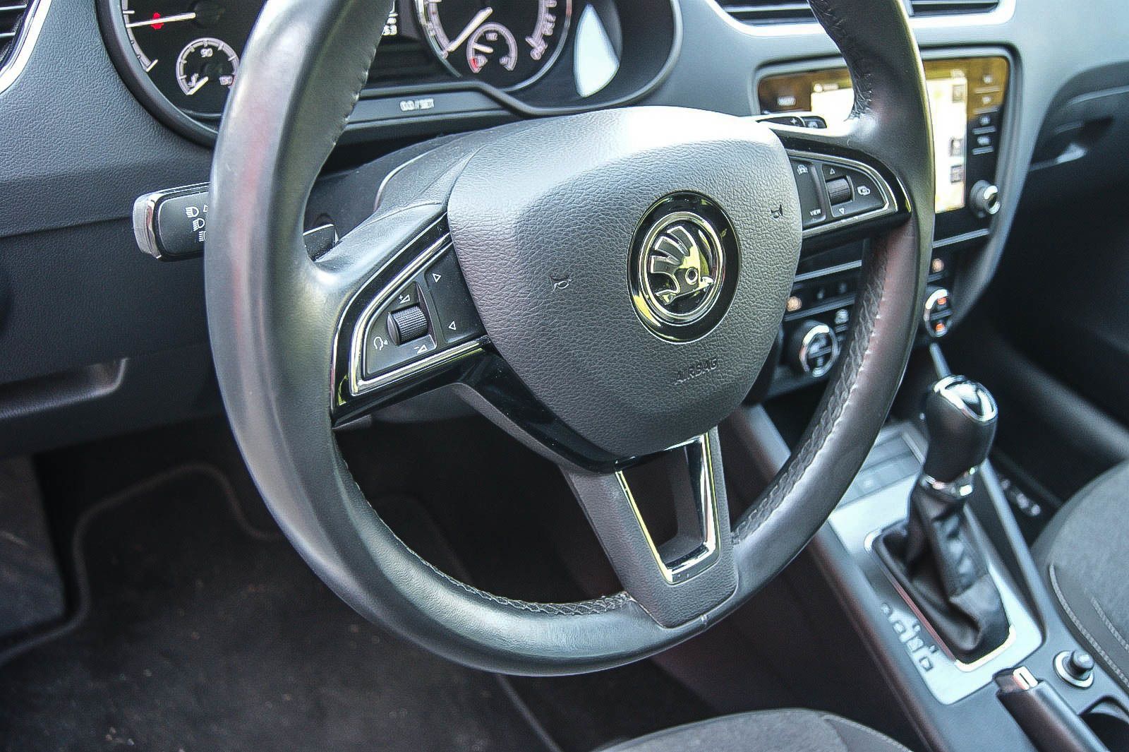 Fahrzeugabbildung SKODA Octavia Combi 20TDI DSG Soleil SPORT-FW KAMERA