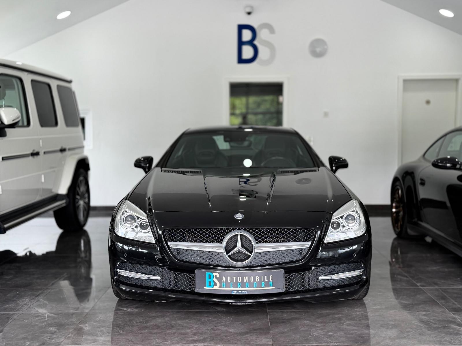 Mercedes-Benz SLK250 Roadster BlueEfficiency/AirScarf/MagicSky