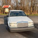 Mercedes-Benz 230 e W 124 - Mercedes-Benz 230: W124 230e