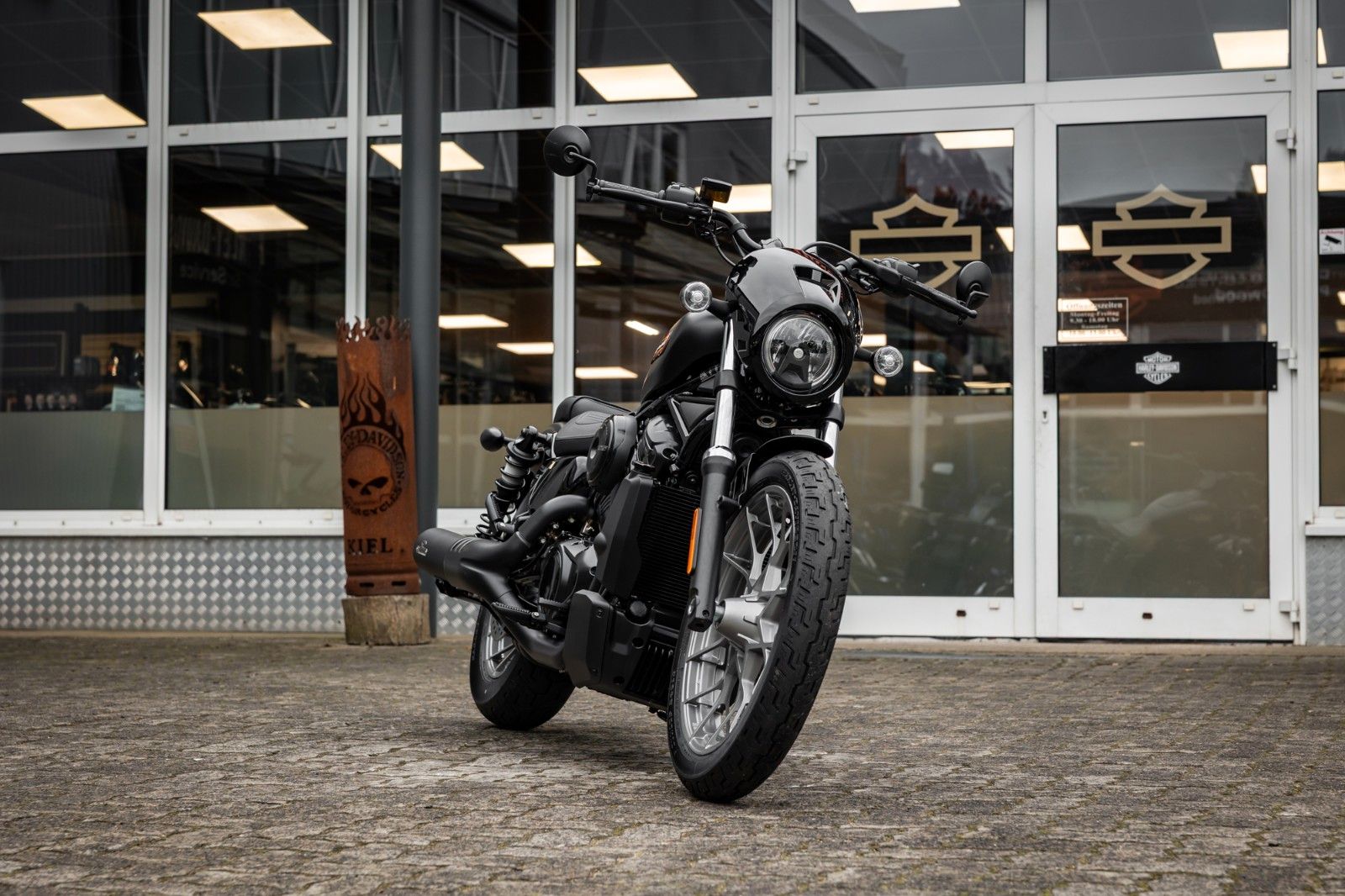 Fahrzeugabbildung Harley-Davidson NIGHTSTER Special RH975S MY25-Jekill&Hyde -1.Hd