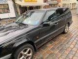 Volvo 850 2.5-10V 10V - Volvo 850 10v mit Benzin-Antrieb