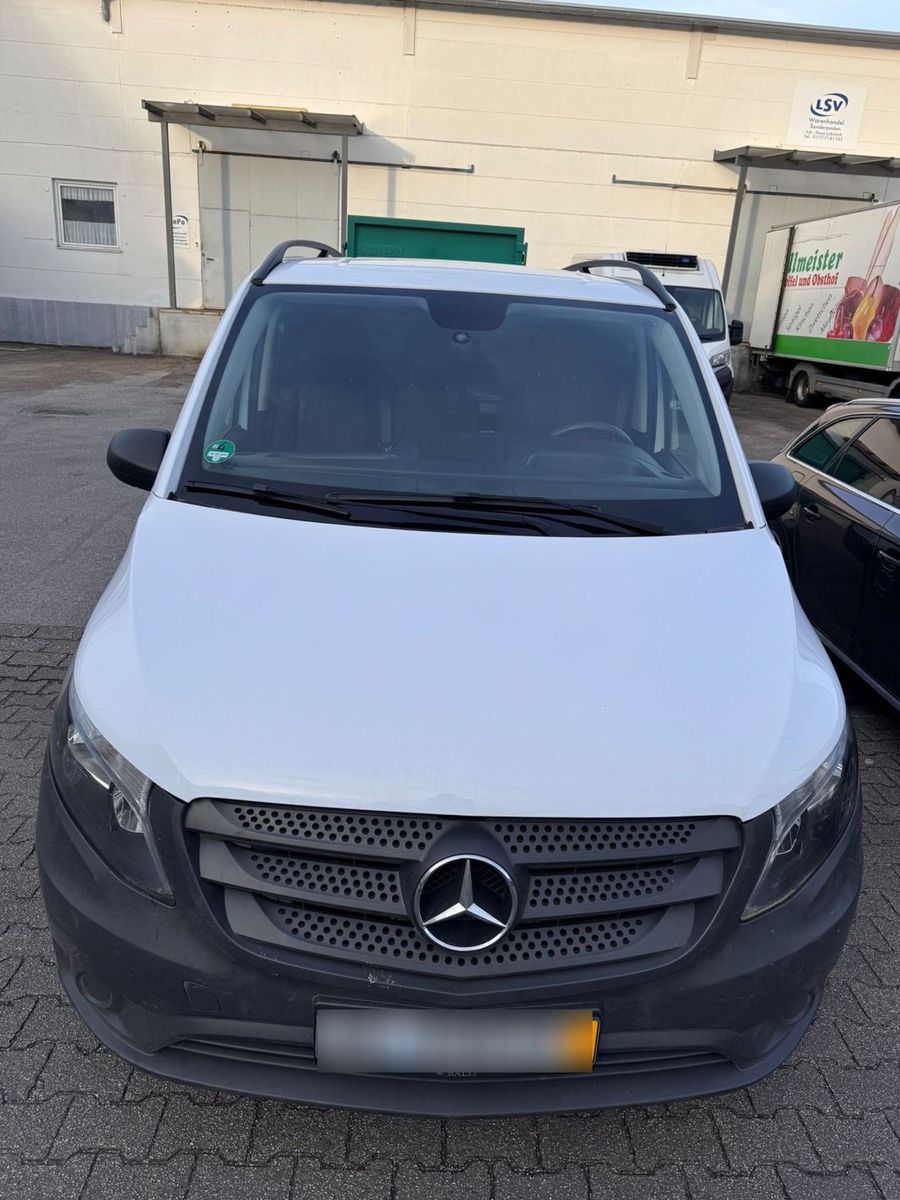 MERCEDES-BENZ eVito