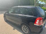 Opel Zafira B Edition,Klima,Erste Hand,AUX,TÜV Neu - Opel Zafira in Düsseldorf