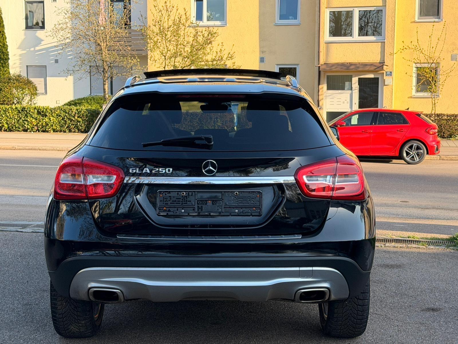 Mercedes-Benz GLA 250 Benzin Automat Panorama Tempomat