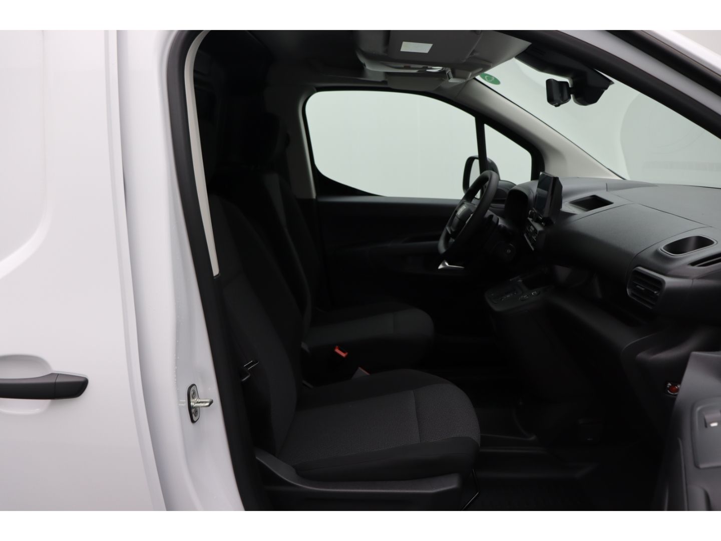 Fahrzeugabbildung Fiat  E- Doblò Kastenwagen XL 100 kW