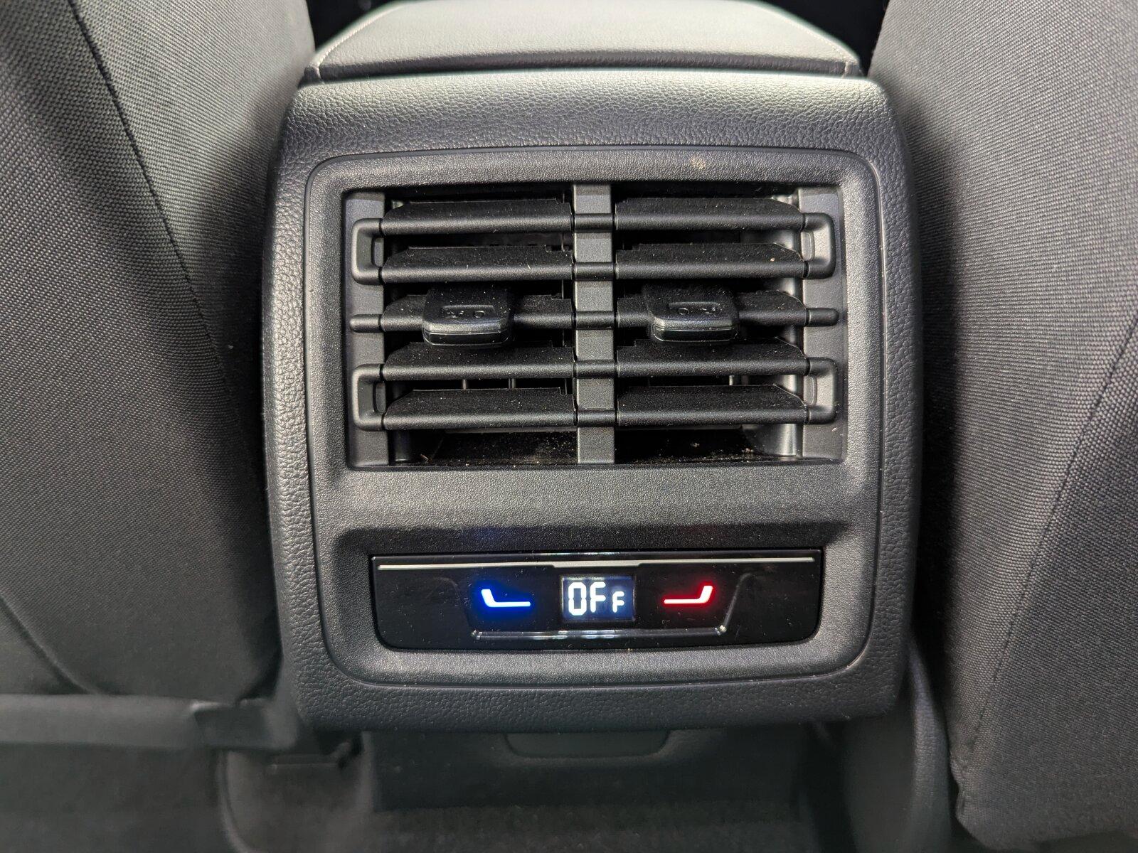 Volkswagen Golf VIII 1.5 eTSI Life OPF LED+NAVI+ACC+SHZ+AHK, миниатюра 14