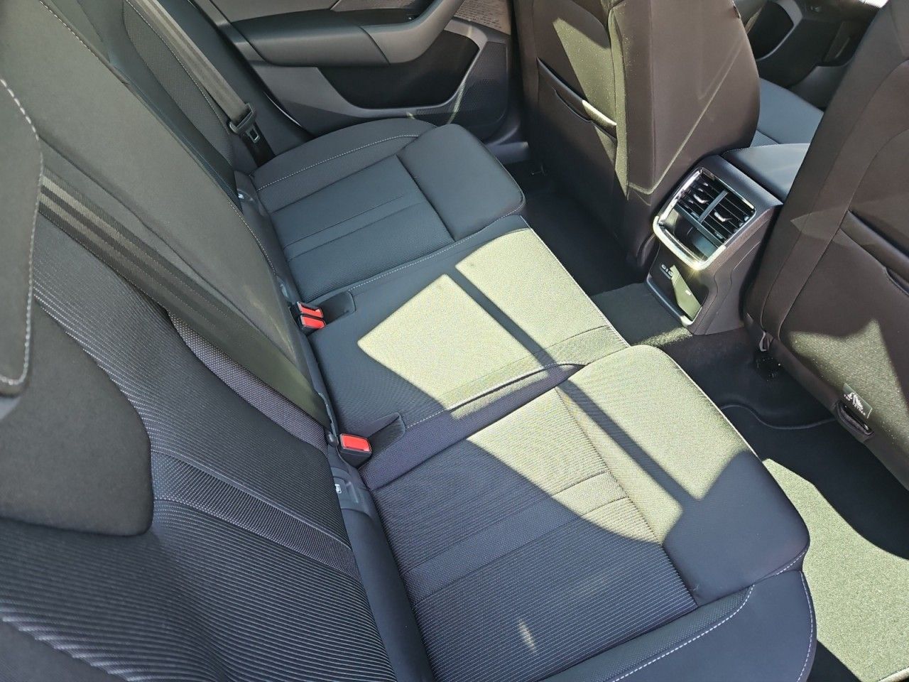 Fahrzeugabbildung SKODA Octavia Combi Style 4x4 TDI DSG,Navi,AHK,Matrix