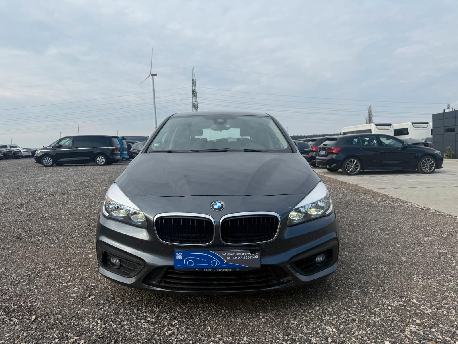 BMW 218i Advantage /AHK/LED/PDC/TÜV/Klima 2-Zonen