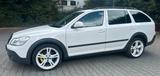 Skoda Octavia Combi Scout 4X4 - Skoda Octavia Scout mit Benzin-Antrieb