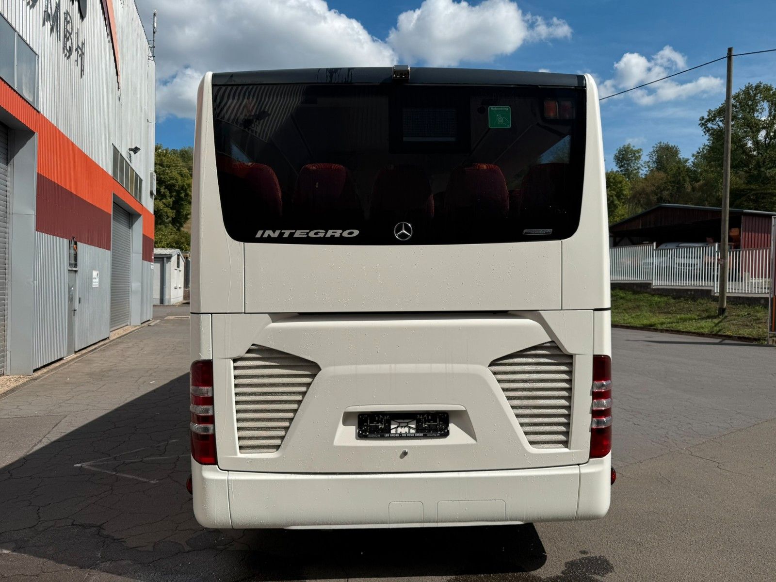 MERCEDES-BENZ  2013 - Image 8 of 29