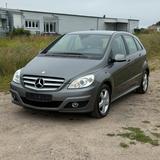 Mercedes-Benz B180 *KLIMA*SHZ*TÜV*8-FACH B... - Mercedes-Benz B 180 in Lübeck
