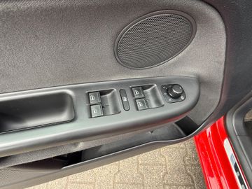 Volkswagen Golf - 10