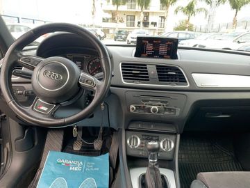 Audi Q3 - 10