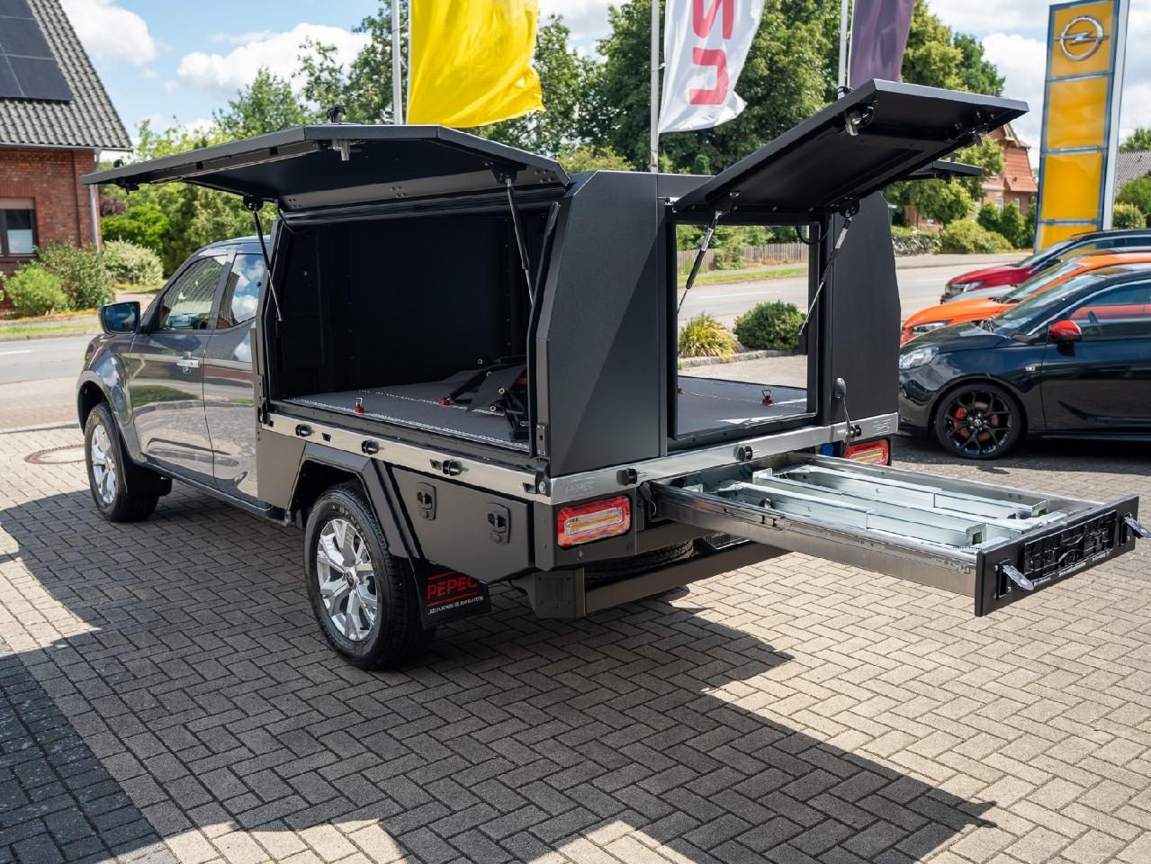 Fahrzeugabbildung Isuzu D-Max Space Cab LS PEPEC Umbau