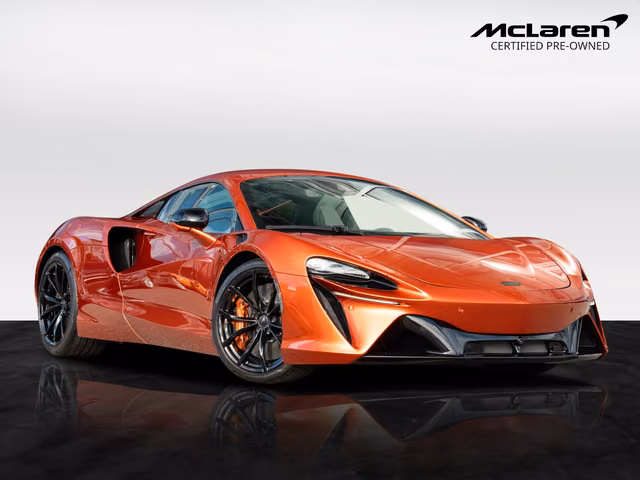 McLaren Artura | MSO Bespoke | Black Pack | Lift