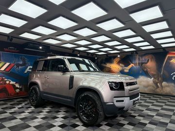 Land-Rover Defender - 3