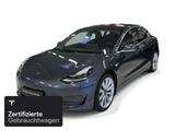 Tesla Model 3 Long Range AWD - silberne Tesla Model 3