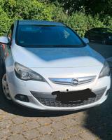 Opel Astra GTC 1.6 Turbo - Opel Astra aus 2011: Gtc