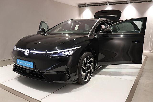 ID.7 Tourer Pro 86kWh AHK Winterr. EasyOpen Wärm