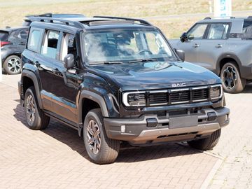 Bild 28 BAIC BJ40 4x4 Pano LED e. Trittbretter