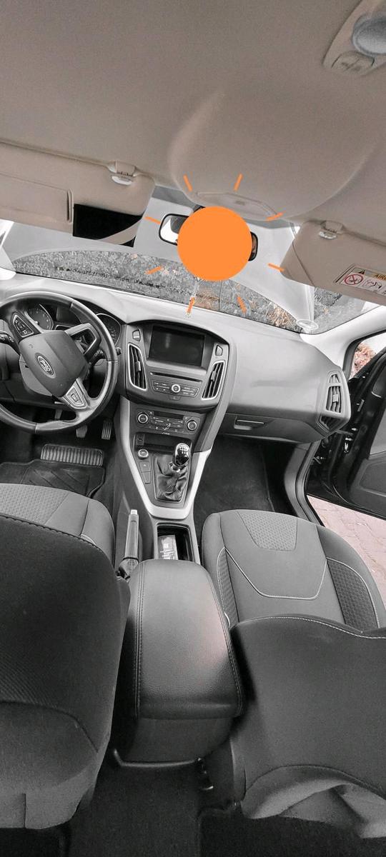 Ford Focus 2015 — photo 11