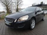 Volvo V60 D3 Momentum Navi Klima SHZ - gebrauchte Volvo V60 aus dem Jahr 2012