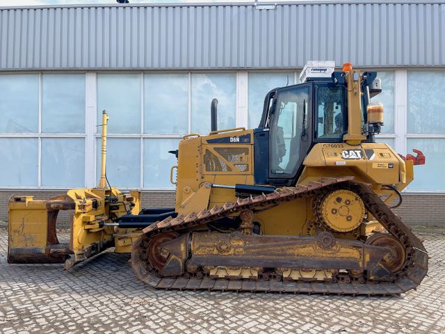 CAT D6 N   LGP     2015