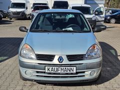 Fahrzeugabbildung Clio II Emotion tüv bis 05.2026