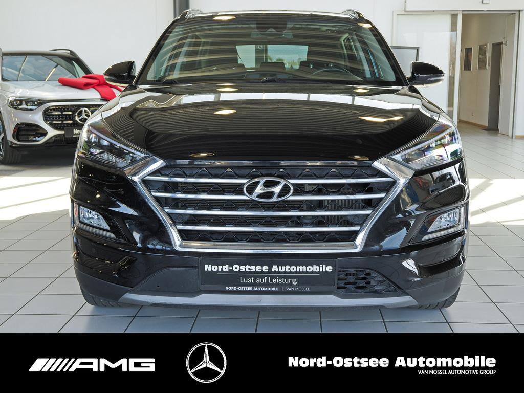 Hyundai TUCSON 1.6 CRDi DPF STYLE 2WD PANO SHZ KAM PDC