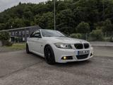 BMW 320i Limousine | Neuer Motor | 19 Zoll | M-Sport - BMW 320: 320i Motor