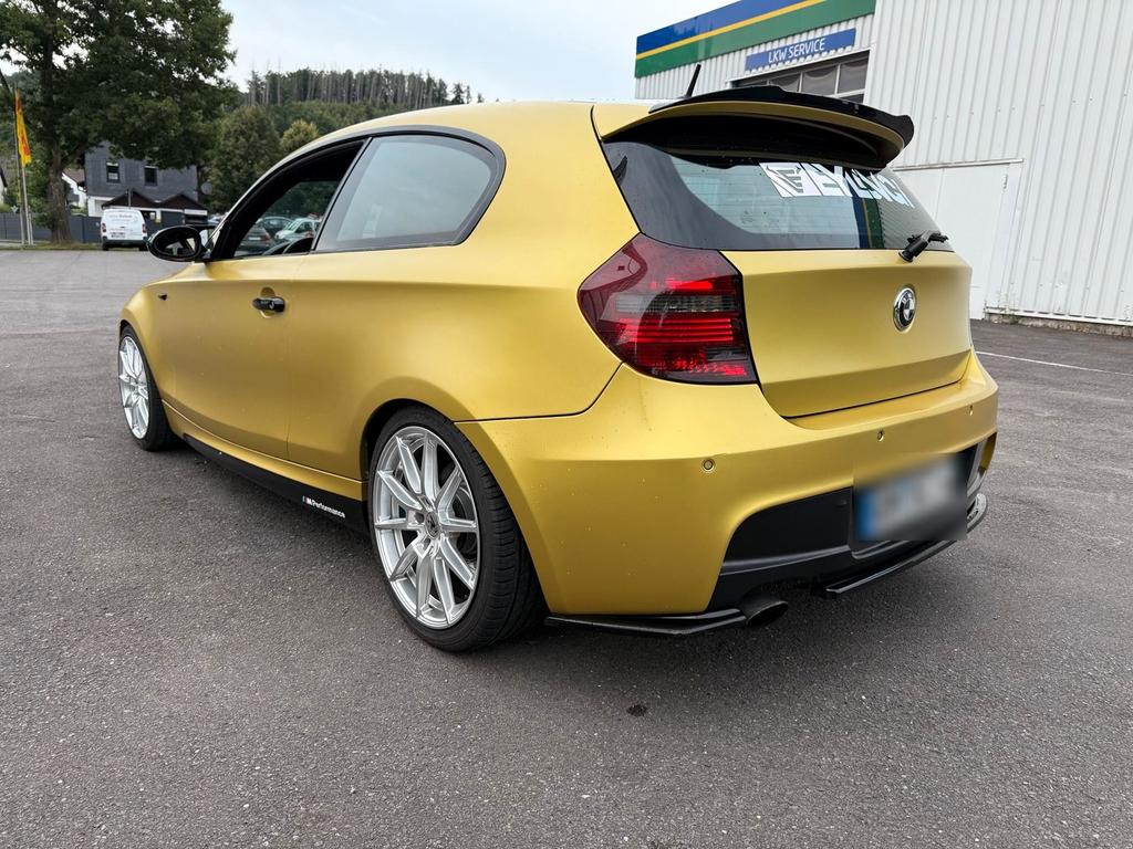 BMW 120