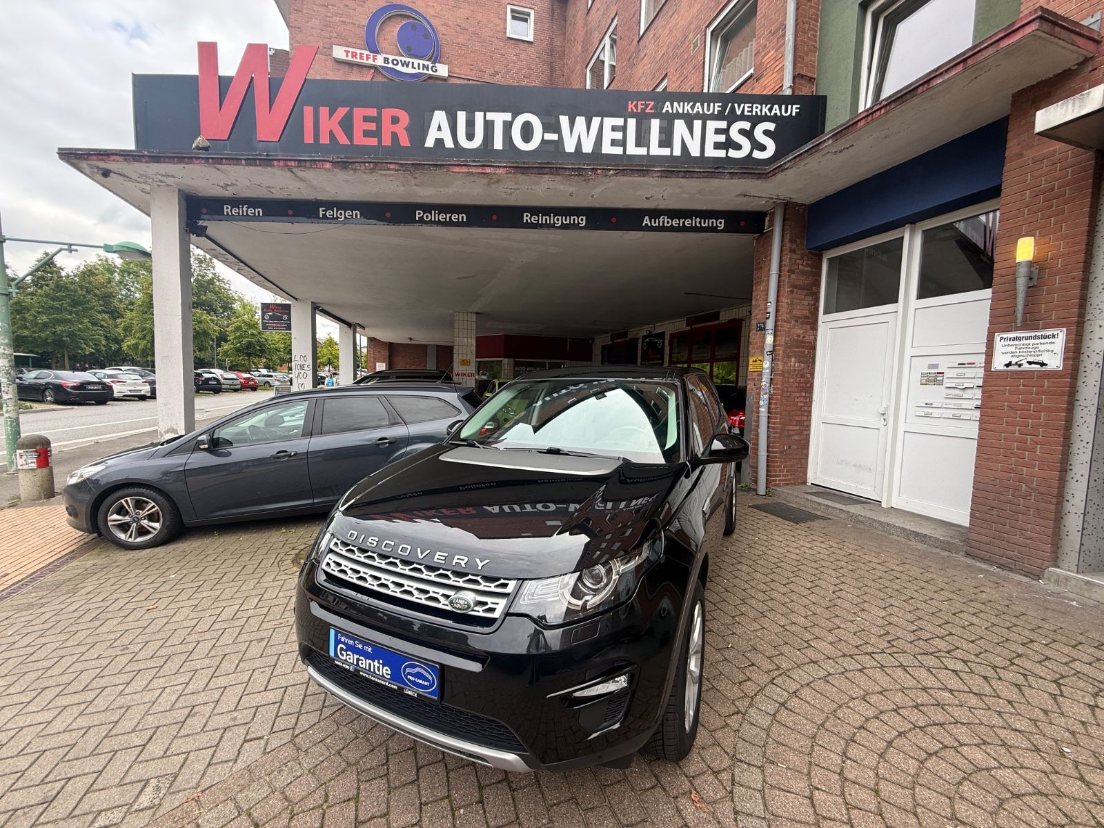 Land-Rover Discovery - 1
