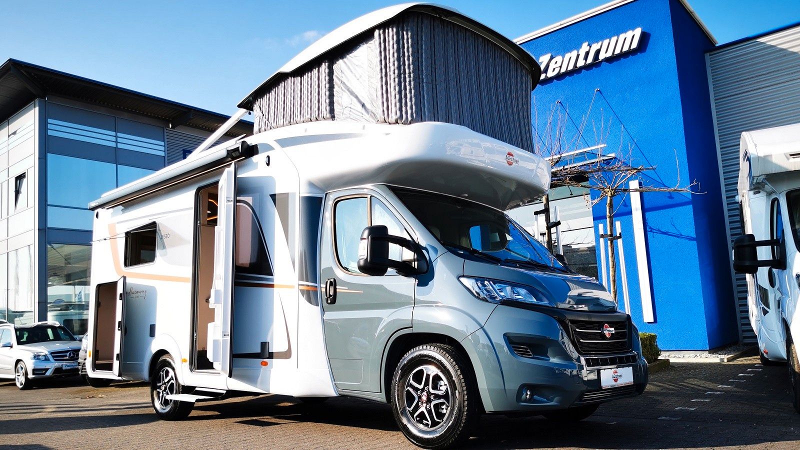 Fahrzeugabbildung Bürstner Lyseo Gallery TD 649 G SPAREN SIE € 51.519!