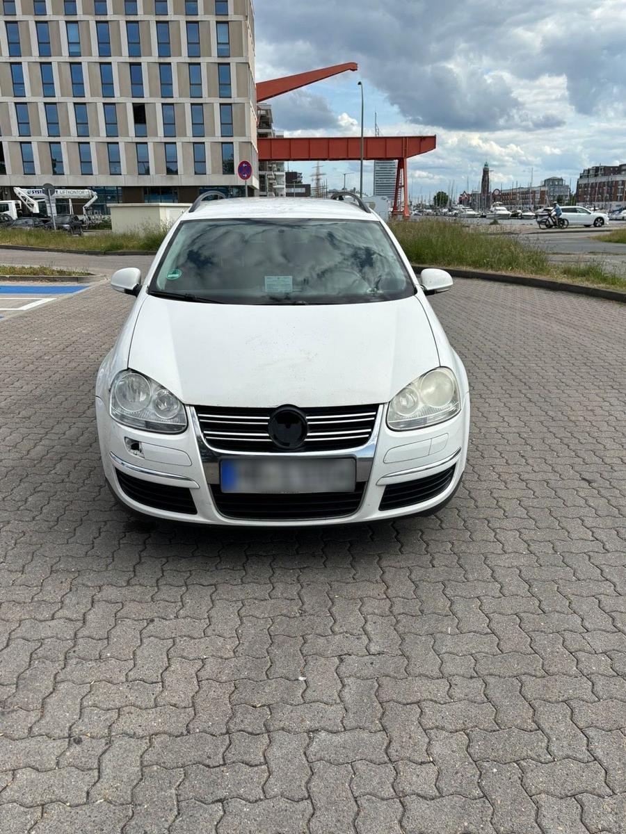 Volkswagen Golf 2009 — engine 105 HP (77kW)