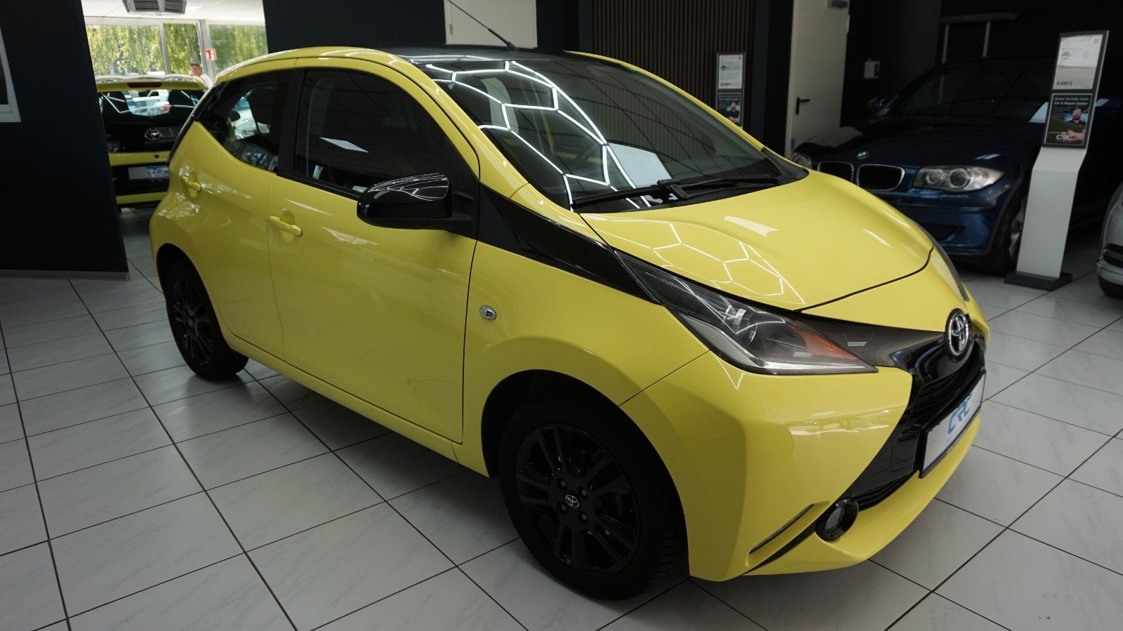 Fahrzeugabbildung Toyota Aygo x-cite nur 4,1 Liter durchs. Verbrauch