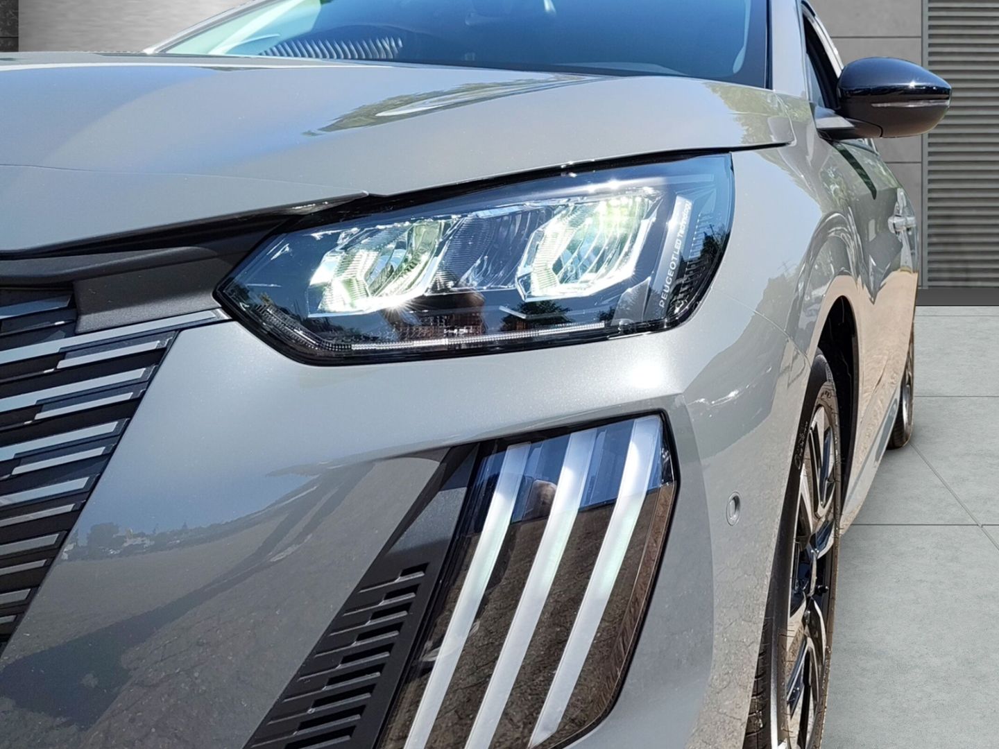 Peugeot 208 - Bild 4