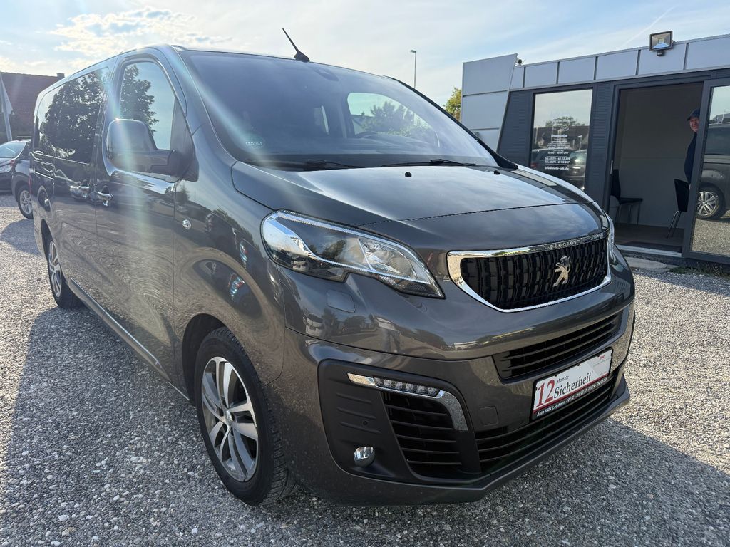 Image of Peugeot Traveller