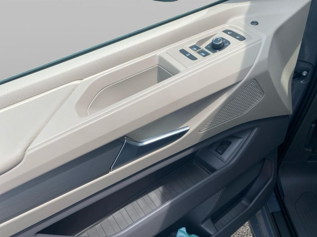Fahrzeugabbildung Volkswagen T7 Multivan Edition 2.0 TDI *LÜ*SCR*AHZ*StHz*
