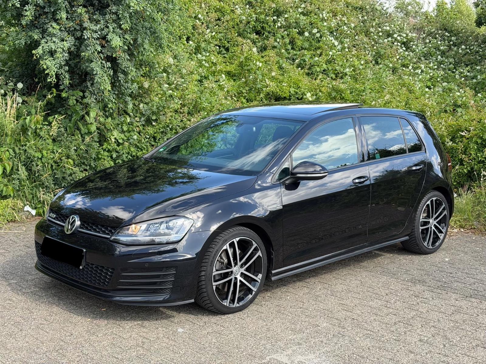 Volkswagen Golf VII Lim. GTD Autom. Panoramadach