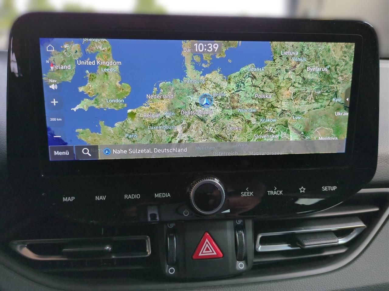 Fahrzeugabbildung Hyundai i30 1.5 ADVANTAGE PANO*LED**SHZ*LHZ*CARPLAY*NAV