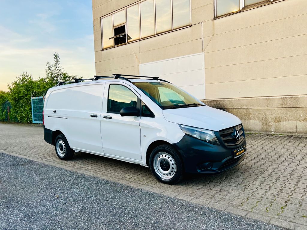 Image of Mercedes-Benz Vito
